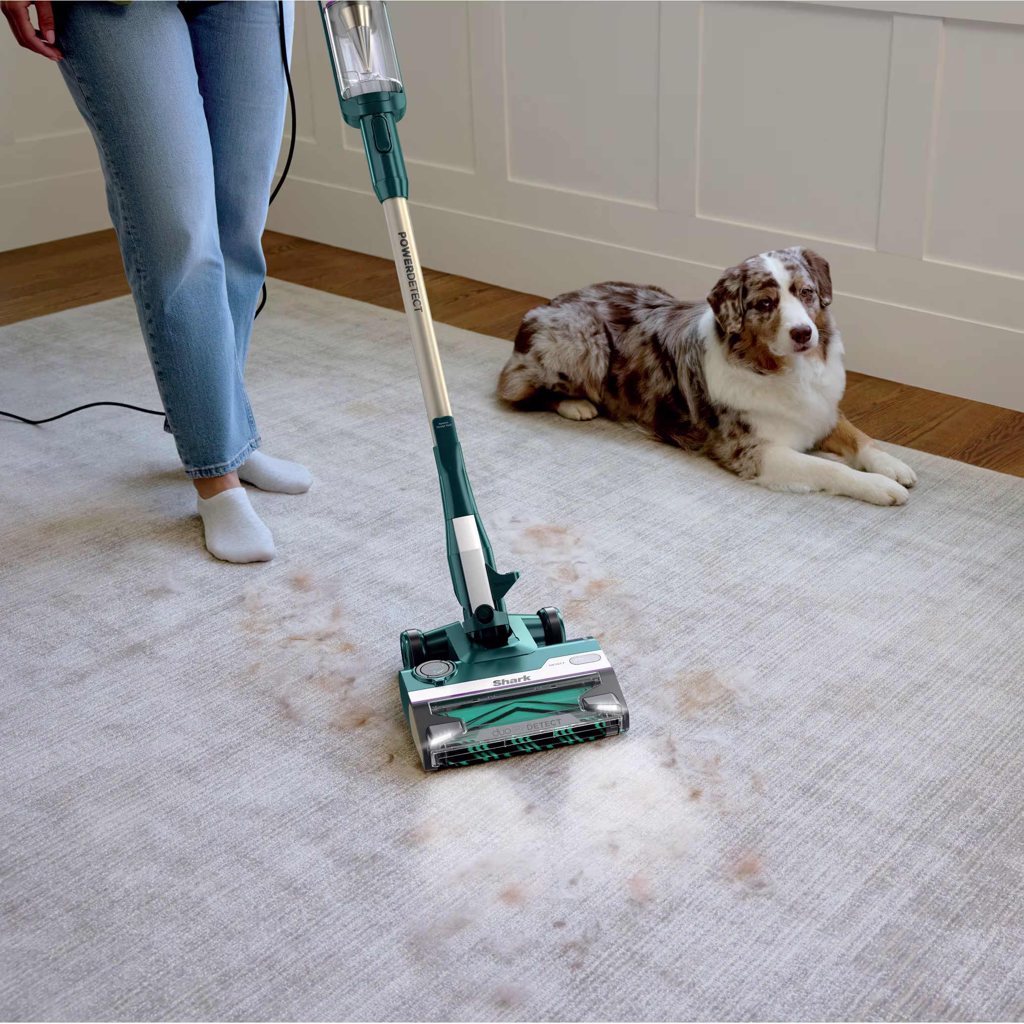 Shark PowerDetect Corded Stick Vacuum Ultra-Light - Image 2